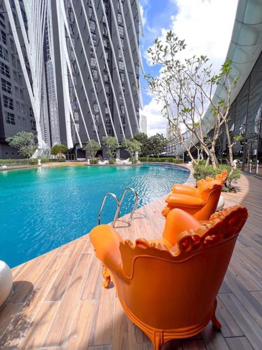 Modern Suites At Arte Mont Kiara By Iconique Куала-Лумпур Екстер'єр фото